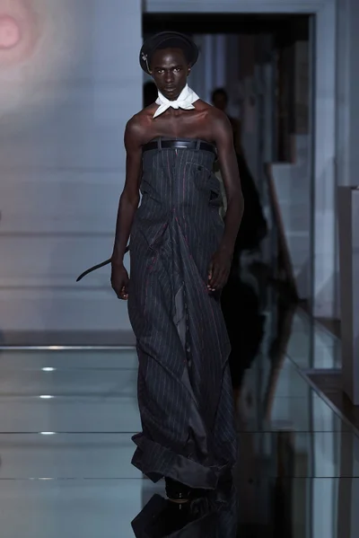 Look 17